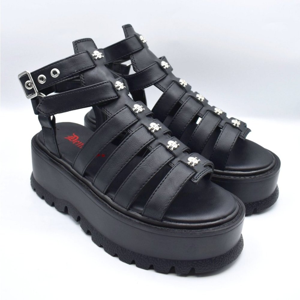 Gladiator Skull Stud Sandal Demonia with case